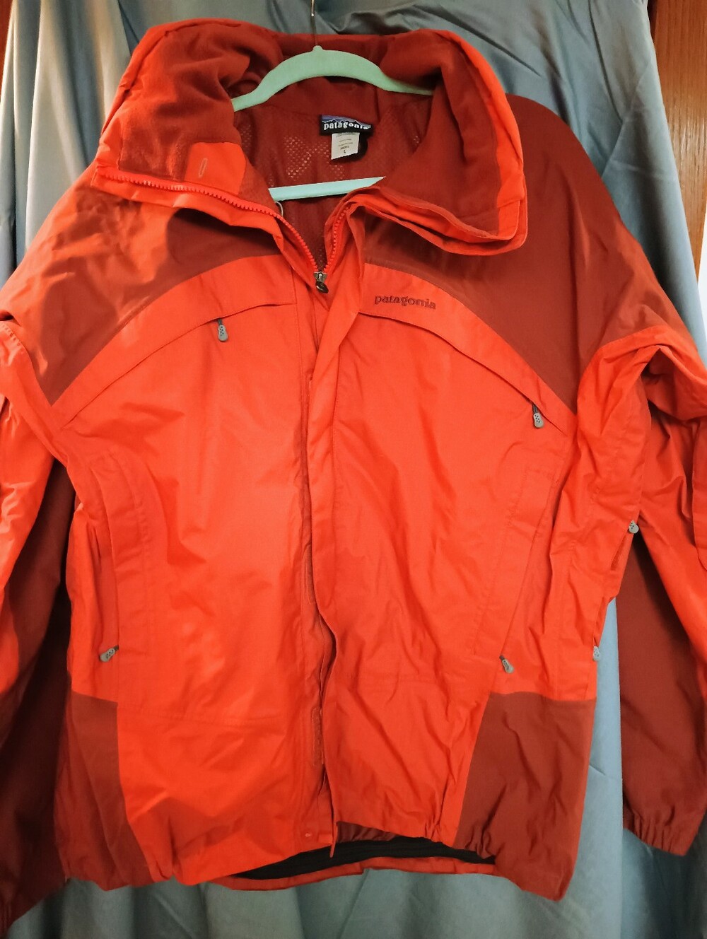 Vintage Fall 2006 Patagonia Men’s Primo Jacket - Size Large - Red/Orange